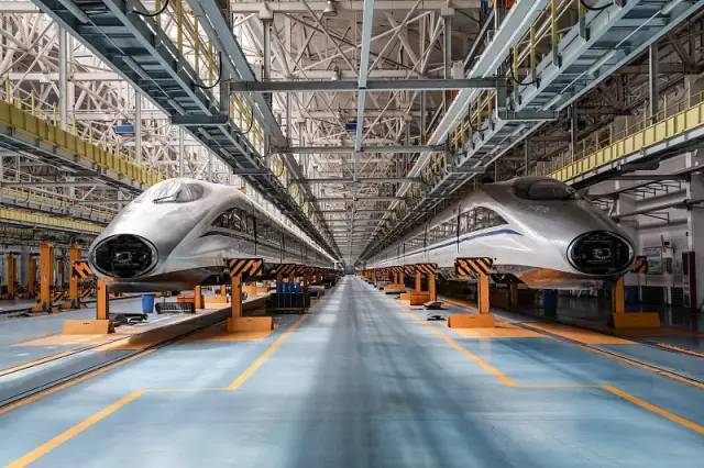 工廠數(shù)字孿生系統(tǒng)讓ChatGPT重新認(rèn)識(shí)一下中國制造業(yè)信息化水平